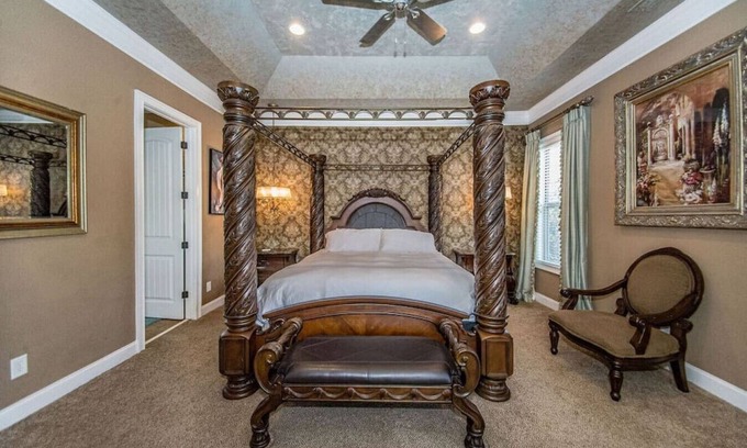 Simpsonville House | Fabulous 5 Bedroom Home W/Resort Style Amenities