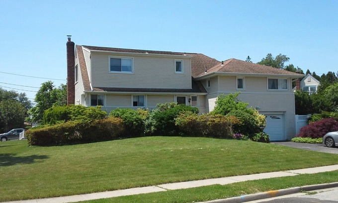 Plainview House | Fabulous house in Plainview.Viral free!