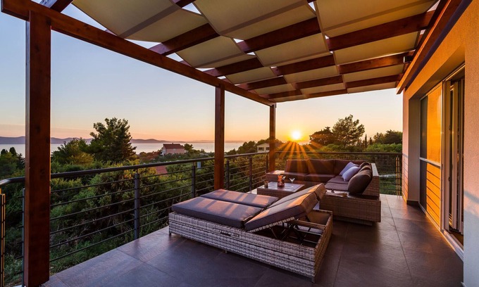 Diklo House | Fabulous sunset view villa Rampada
