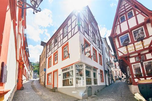 Bernkastel Apartment | Fachwerkperle am historischen Marktplatz