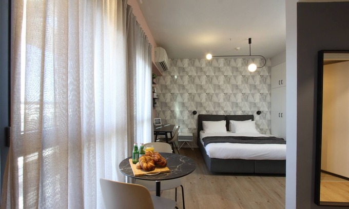 Tel Aviv Apartment | Fair Grounds STU Univ. by Sea N' Rent