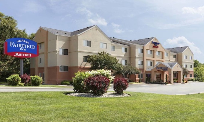 Mount Pleasant Hotel | Fairfield Inn Racine