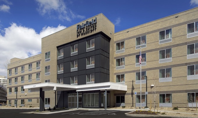 Hampden South Hotel | Fairfield Inn & Suites by Marriott Denver Tech Center North