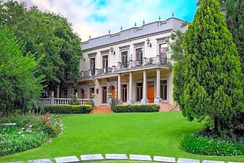 Greater Johannesburg Metropolitan Area Hotel | Fairlawns Boutique Hotel & Spa