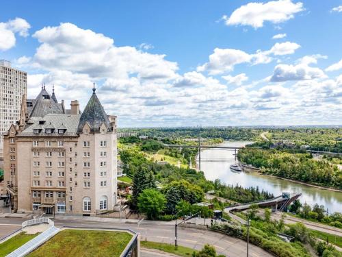 Downtown Edmonton Hotel | Fairmont Hotel Macdonald