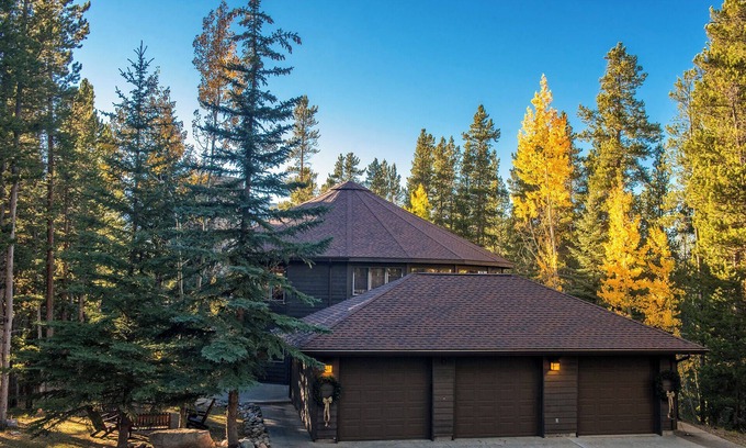 Breckenridge House | Fall in to Breckenridge! Private,Peaceful,Alpine Luxury on 3 Acres. 6BdrmSuites.
