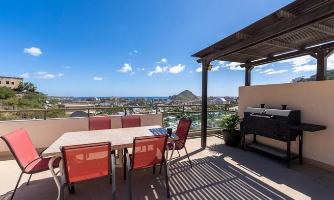 Los Cabos Apartment | Familiar & Comfortable w/swimming pool & grills