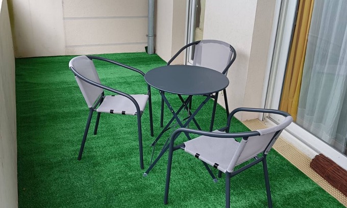 Publier Apartment | Family apartment with pool, wifi, and parking