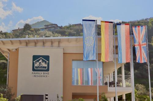 Marone Apartment | Family Bike Residence