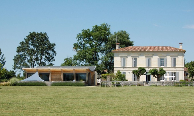 Montpellier de Medillan House | Family Estate, Indoor pool, 20 minutes to the beach