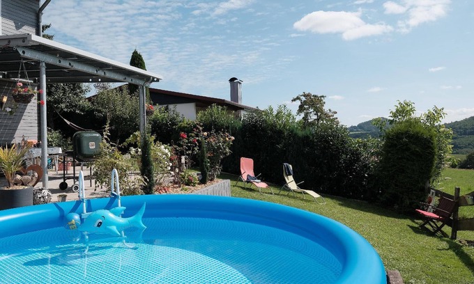Oberleichtersbach House | Family-friendly holiday apartment with a terrace, in a charming Central German Uplands landscape