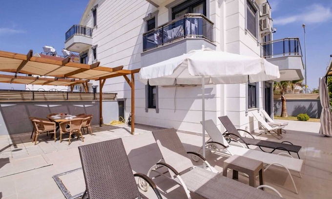 Belek Villa | Family-friendly 4+1 Villa with Pool in Belek-Awz160