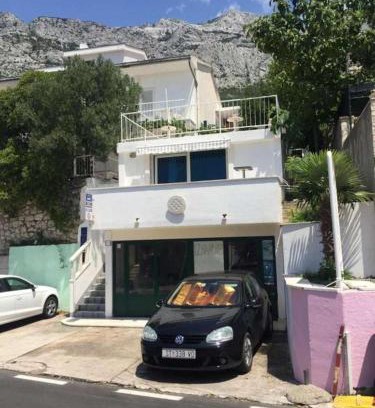 Brela Apartment | Family-friendly apartments with swimming pool Brela, Makarska - 22910