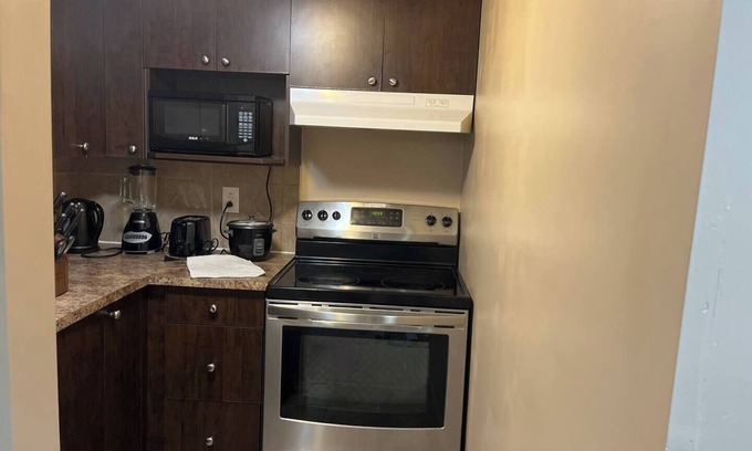 Bridlewood House | Family Friendly Basement Suite near to Spruce Meadows