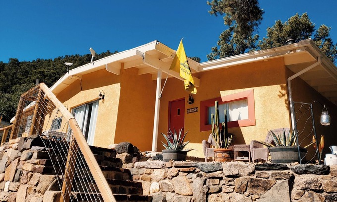 Kingman Cabin | Family friendly getaway in the mountains