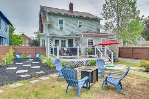 Glens Falls House | Family-Friendly Glens Falls Home with Sun Porch