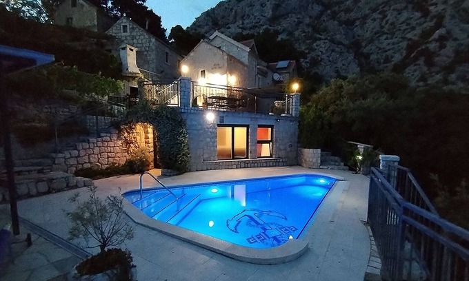 Makarska House | Family friendly house with a swimming pool Makarska (K-22882)