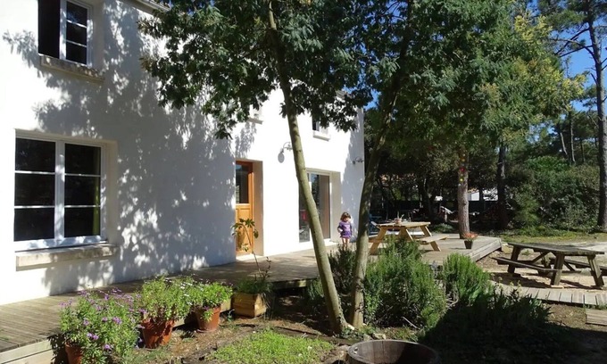 Domino House | Family home between ocean and forest, 5 minutes from Domino daily market.