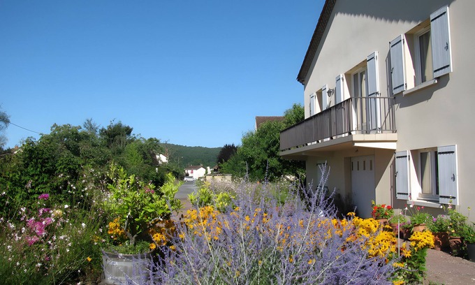 La Fagette House | Family Holidays – 3-Star Rated House with Garden, Terrace and Wifi