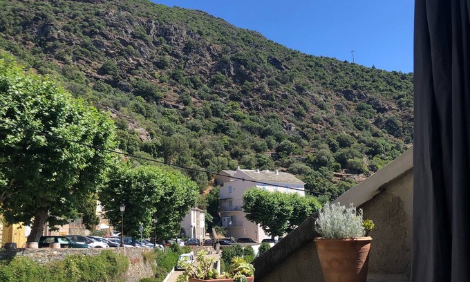 Nonza House | Family home in the heart of the village of Nonza