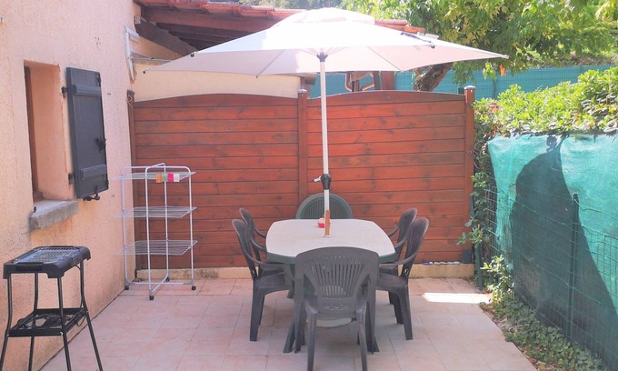 Bastide Giraud House | Family house 3 rooms Swimming pool Parking WIFI 2 kms Sea Villeneuve Loubet