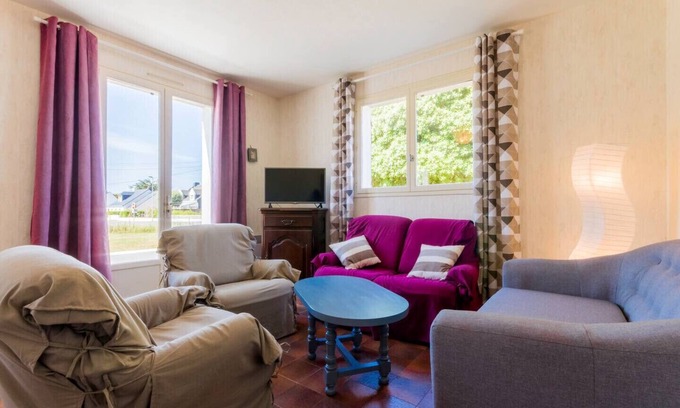 Le Pouliguen Ski Chalet | Family house for 8 - 850m from the beach