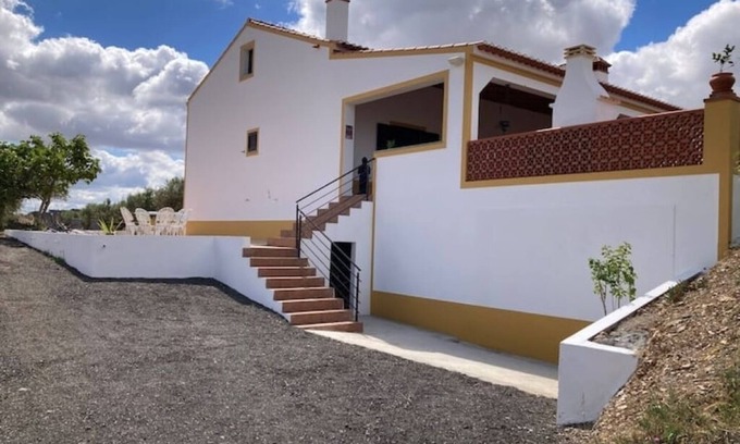 Moura Villa | Family house in the countryside with pool. Near Monsaraz and Lake Alqueva