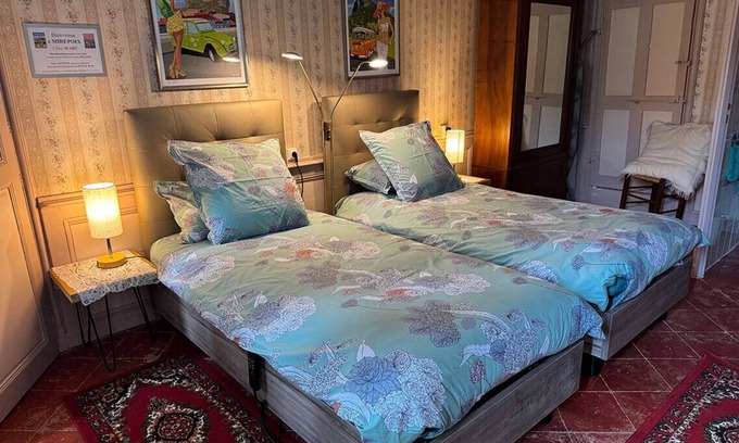 Mirepoix Bed & Breakfast | Family Housing (2 Adults + 1 Child) - Center City