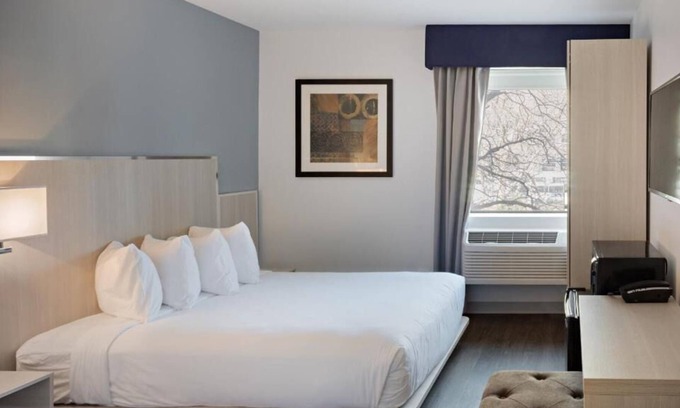 Bowery House | Family NYC Vacay Starts Here! 4 Convenient Units! Near Brooklyn Bridge!