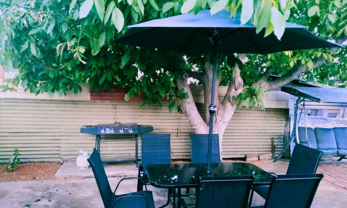 Maryborough Cottage | Family sized cottage, minutes from the main street. Large enclosed yard BBQ area