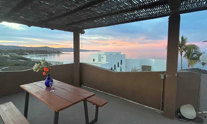 Buenavista House | Family Vacation home close to the beach