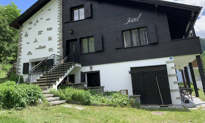 Reckingen Ski Chalet | Fancy a 10% discount (jan-2020) on enjoying the snow and sun in Jewel?