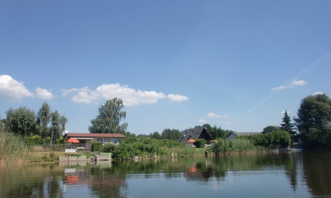 Brandenburg an der Havel House | Fantastic holiday home right on the beautiful Beetzsee