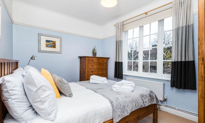 Maida Vale Apartment | Fantastic 1 Bedroom Flat In The Heart of Kilburn!