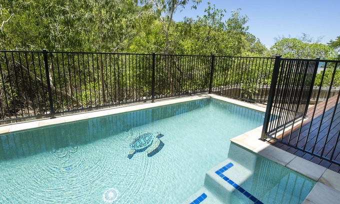 Picnic Bay House | Fantastic beachfront home suitable for a couple or family group.