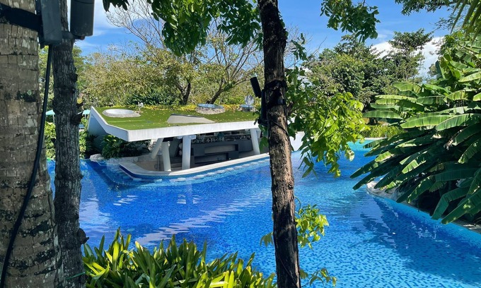 Maribago Other | Fantastic condominium tambuli beach resort sea view wifi pool