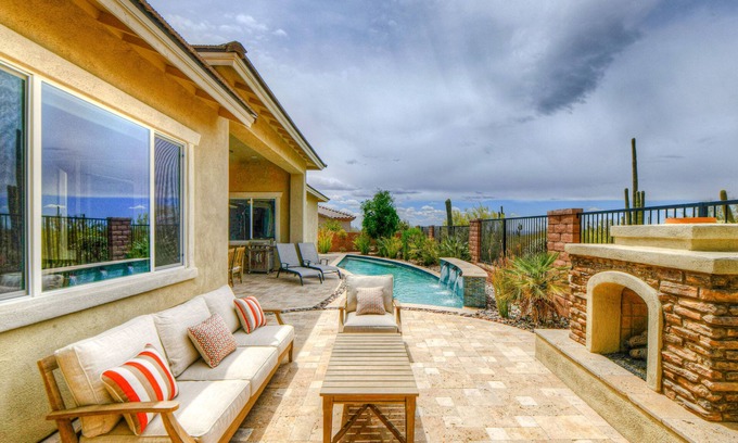 Dove Mountain House | Fantastic desert retreat w/private pool, outdoor fireplace, & high-speed WiFi