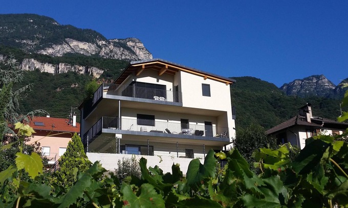 Tramin Apartment | Fantastic penthouse apartment with stunning views and large balconies