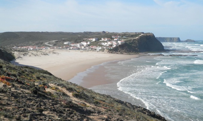 Aljezur House | Fantastic villa with stunning views