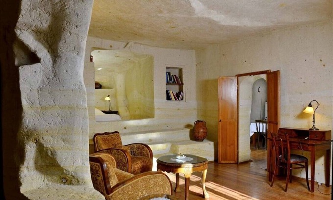 Urgup House | Fantasy Cave House with Garden