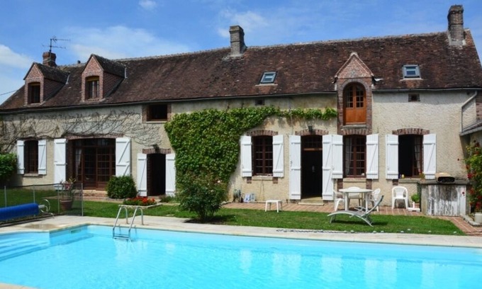 Chaumot House | Farmhouse...