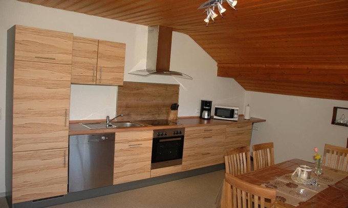 Mais Apartment | Farmhouse in a quiet, sunny location close to the forest - 80sqm vacation apartment with balcony