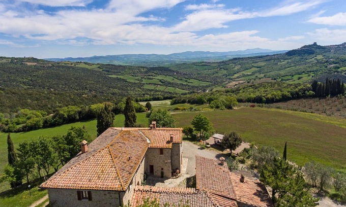 Castiglione d'Orcia Other | Farmhouse IL PODERUCCIO romantic apartment in Val d'Orcia