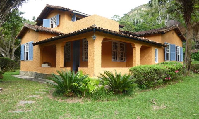 Posse House | Farmhouse with total security and easy access