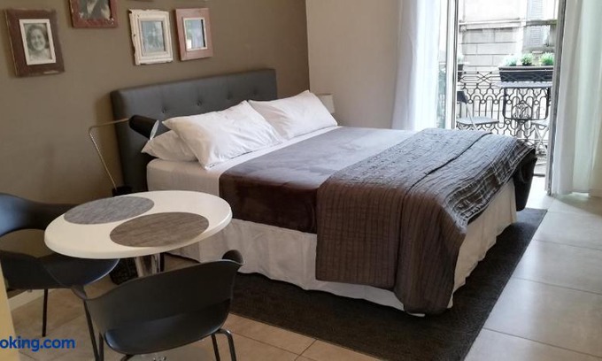 Borgo San Leonardo Apartment | Fashion House Elvira 1