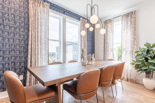 Talbot's Corner House | Felicity & Felix at The Lucy by Stay Local Nashville