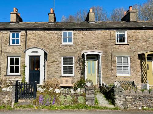 Kendal House | Fellfoot Cottage in the Lake District