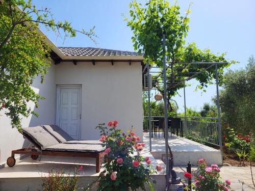 Skala Potamias House | Ferienhaus In Thasos Mit Großer Terrasse