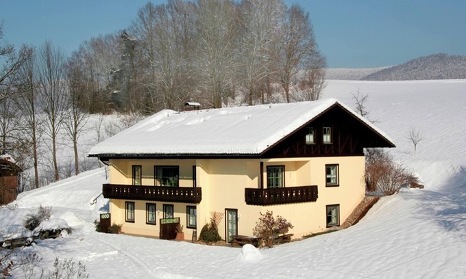 Grafenried House | Ferienhaus mit Sauna in Skigebietsnähe