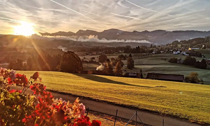 Oberreute Apartment | Ferienwohnung Alpenblick Dorner- Gemütlich und Heimelig mit Malerischem Ausblick